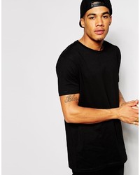 schwarzes T-Shirt mit einem Rundhalsausschnitt von Asos