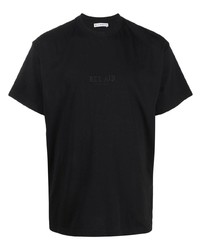 schwarzes T-Shirt mit einem Rundhalsausschnitt von BEL-AIR ATHLETICS