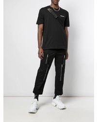 schwarzes T-Shirt mit einem Rundhalsausschnitt von Supreme