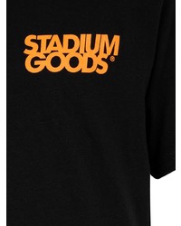 schwarzes T-Shirt mit einem Rundhalsausschnitt von Stadium Goods