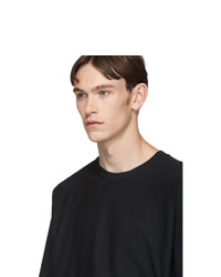 schwarzes T-Shirt mit einem Rundhalsausschnitt von Homme Plissé Issey Miyake