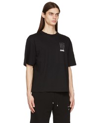 schwarzes T-Shirt mit einem Rundhalsausschnitt von Gmbh