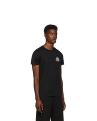 schwarzes T-Shirt mit einem Rundhalsausschnitt von Moncler