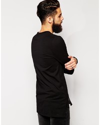 schwarzes T-Shirt mit einem Rundhalsausschnitt von Asos