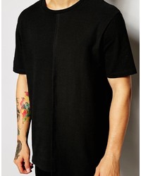 schwarzes T-Shirt mit einem Rundhalsausschnitt von Asos