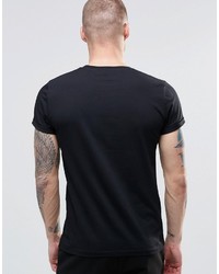 schwarzes T-Shirt mit einem Rundhalsausschnitt von Asos