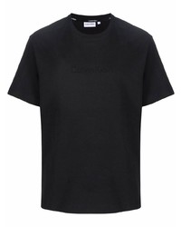 schwarzes T-Shirt mit einem Rundhalsausschnitt von Calvin Klein