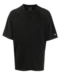 schwarzes T-Shirt mit einem Rundhalsausschnitt von Champion