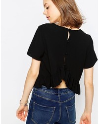 schwarzes T-Shirt mit einem Rundhalsausschnitt von Asos