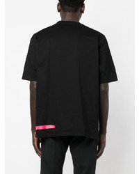 schwarzes T-Shirt mit einem Rundhalsausschnitt von DSQUARED2