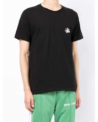 schwarzes T-Shirt mit einem Rundhalsausschnitt von Stussy