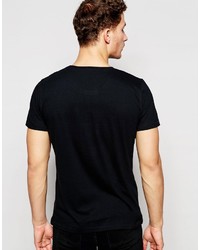 schwarzes T-Shirt mit einem Rundhalsausschnitt von Nudie Jeans