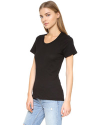 schwarzes T-Shirt mit einem Rundhalsausschnitt von Monrow