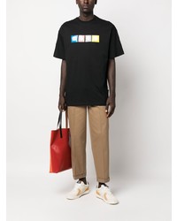 schwarzes T-Shirt mit einem Rundhalsausschnitt von MSGM