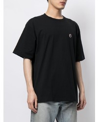 schwarzes T-Shirt mit einem Rundhalsausschnitt von A Bathing Ape