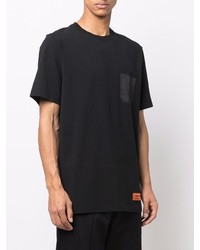 schwarzes T-Shirt mit einem Rundhalsausschnitt von Heron Preston