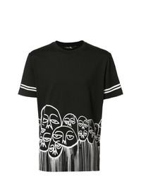 schwarzes T-Shirt mit einem Rundhalsausschnitt von Haculla
