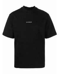 schwarzes T-Shirt mit einem Rundhalsausschnitt von Han Kjobenhavn