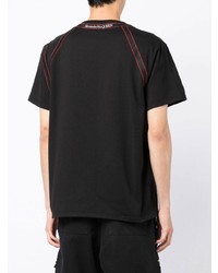 schwarzes T-Shirt mit einem Rundhalsausschnitt von Alexander McQueen