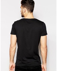 schwarzes T-Shirt mit einem Rundhalsausschnitt von Selected