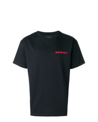 schwarzes T-Shirt mit einem Rundhalsausschnitt von Intoxicated