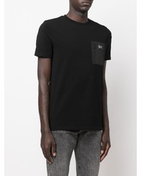 schwarzes T-Shirt mit einem Rundhalsausschnitt von Karl Lagerfeld