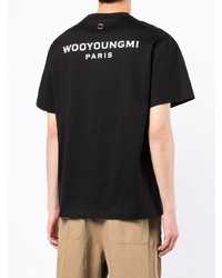 schwarzes T-Shirt mit einem Rundhalsausschnitt von Wooyoungmi