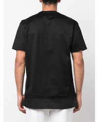 schwarzes T-Shirt mit einem Rundhalsausschnitt von Low Brand