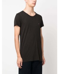 schwarzes T-Shirt mit einem Rundhalsausschnitt von Tommy Hilfiger