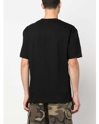 schwarzes T-Shirt mit einem Rundhalsausschnitt von Calvin Klein