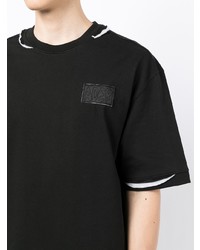 schwarzes T-Shirt mit einem Rundhalsausschnitt von Ader Error