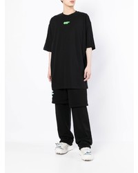 schwarzes T-Shirt mit einem Rundhalsausschnitt von Off-White