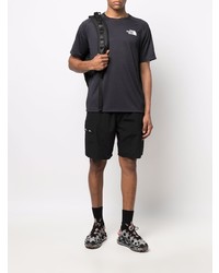 schwarzes T-Shirt mit einem Rundhalsausschnitt von The North Face