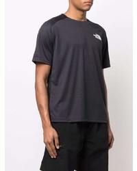 schwarzes T-Shirt mit einem Rundhalsausschnitt von The North Face