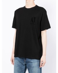 schwarzes T-Shirt mit einem Rundhalsausschnitt von Armani Exchange