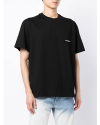 schwarzes T-Shirt mit einem Rundhalsausschnitt von Wooyoungmi