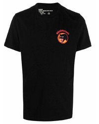 schwarzes T-Shirt mit einem Rundhalsausschnitt von Maharishi