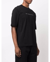 schwarzes T-Shirt mit einem Rundhalsausschnitt von Off-White