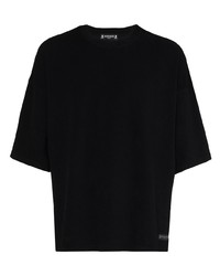 schwarzes T-Shirt mit einem Rundhalsausschnitt von Mastermind Japan