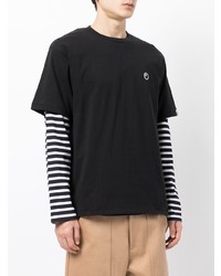 schwarzes T-Shirt mit einem Rundhalsausschnitt von A Bathing Ape