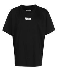 schwarzes T-Shirt mit einem Rundhalsausschnitt von MM6 MAISON MARGIELA