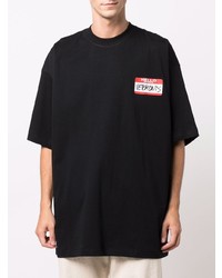 schwarzes T-Shirt mit einem Rundhalsausschnitt von Vetements