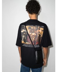 schwarzes T-Shirt mit einem Rundhalsausschnitt von Off-White