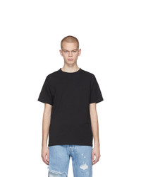 schwarzes T-Shirt mit einem Rundhalsausschnitt von Ottolinger