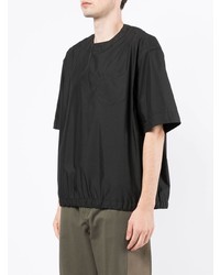 schwarzes T-Shirt mit einem Rundhalsausschnitt von Sacai