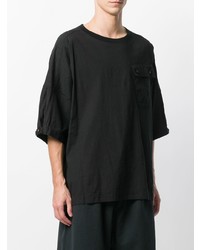 schwarzes T-Shirt mit einem Rundhalsausschnitt von White Mountaineering