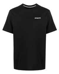 schwarzes T-Shirt mit einem Rundhalsausschnitt von Patagonia