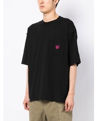 schwarzes T-Shirt mit einem Rundhalsausschnitt von FIVE CM