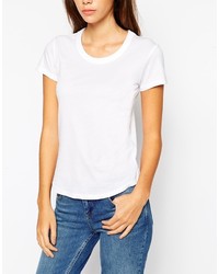 schwarzes T-Shirt mit einem Rundhalsausschnitt von Asos