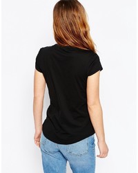 schwarzes T-Shirt mit einem Rundhalsausschnitt von Asos